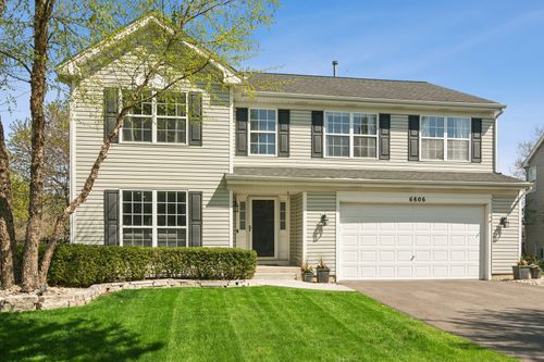 6806 Highgate Rd, Carpentersville, IL, 60110-3420 | Card Image