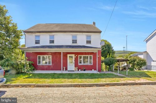 211 Oak St, LYKENS, PA, 17048-1638 | Card Image