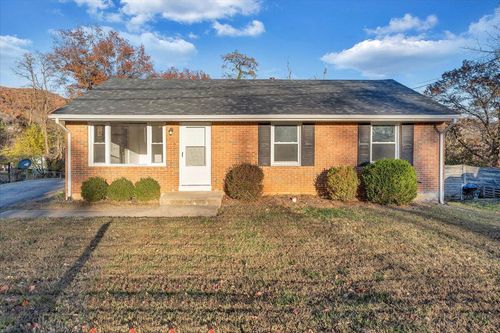 725 Ramada Rd, Vinton, VA, 24179-1417 | Card Image