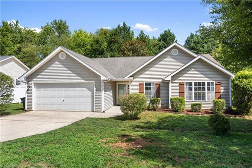 5702 Fountain Head Dr, Greensboro, NC, 27455-1445 | Card Image