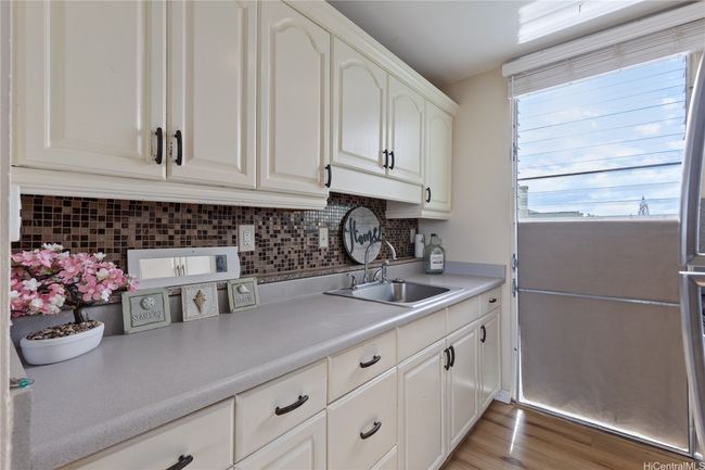 Cute and cozy kitchen! | Image 4