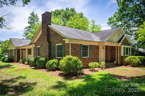1503 Brentwood Dr, Newton, NC, 28658-3606 | Card Image