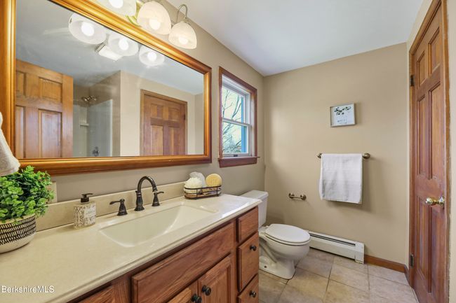 Primary bath | Image 25
