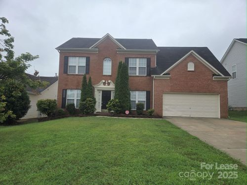 3525 Stoney Garden Dr, Charlotte, NC, 28269-1232 | Card Image