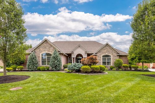 6796 Southampton Ln, West Chester, OH, 45069-8563 | Card Image