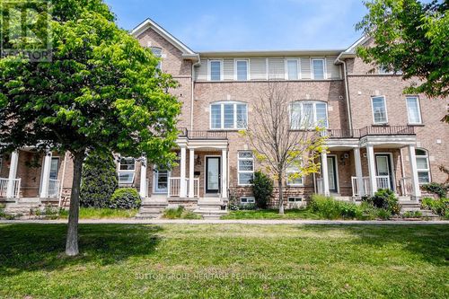 261 Monarch Avenue, Ajax (South West), ON, L1S0A5 | Card Image