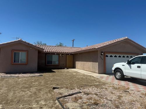 2469 Shore Life Ave, Thermal, CA, 92274-8552 | Card Image