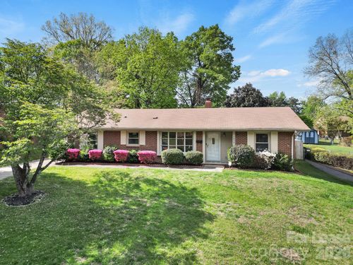 1424 Standish Pl, Charlotte, NC, 28216-3115 | Card Image