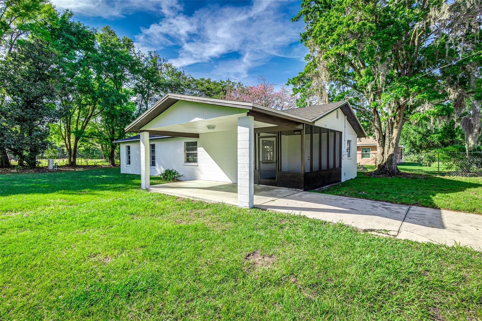 Ivory Ln, Lakeland, FL 33811