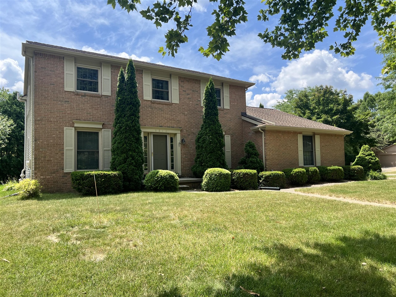 Windemere Dr, Ann Arbor, MI 48105