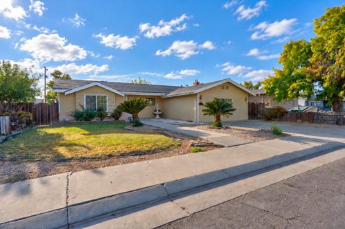 1243 Santa Maria St, Los Banos, CA, 93635-3250 | Card Image