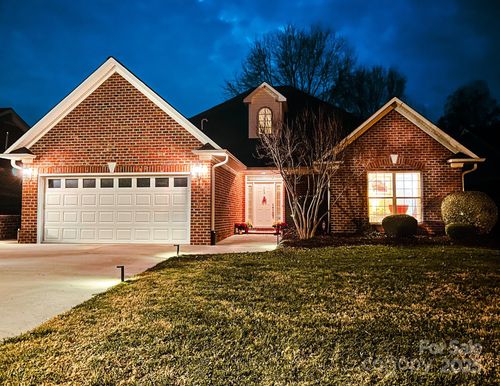 163 New Hampshire Ct, Mocksville, NC, 27028-4265 | Card Image