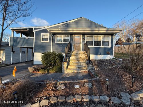 538 Henderson St, Maryville, TN, 37804-2812 | Card Image