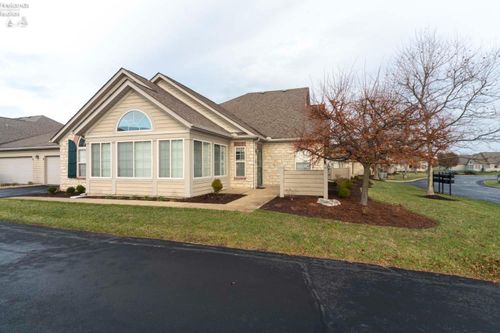 a-2700 N Canterbury Circle, Port Clinton, OH, 43452 | Card Image