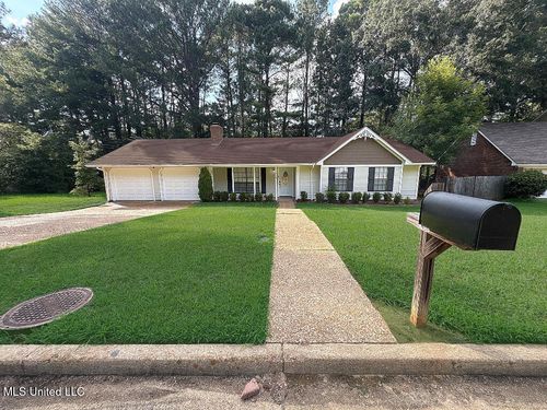 410 Heritage Pl, Jackson, MS, 39212-5828 | Card Image