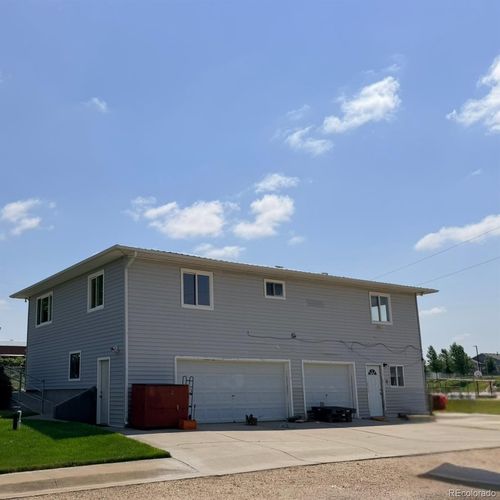 140 3rd Ave, Deer Trail, CO, 80105-8057 | Card Image