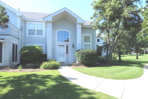 9520-9520 Lenox Ln, Village Of Lakewood, IL, 60014-3337 | Card Image