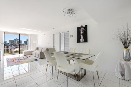 apt-807-210 174th St, Sunny Isles Beach, FL, 33160-3338 | Card Image