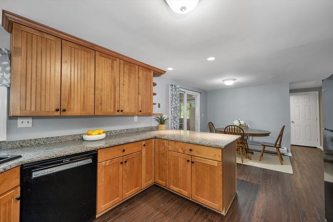 44 High St, House other with 4 bedrooms, 2 bathrooms and 5 parking in Stratham NH | Image 7