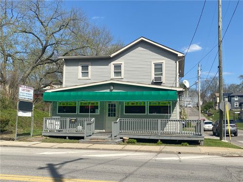 588 N Sharpsville Ave, Sharon, PA, 16146-2165 | Card Image