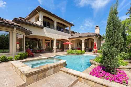 38 Post Shadow Estate Dr, Spring, TX, 77389-4372 | Card Image