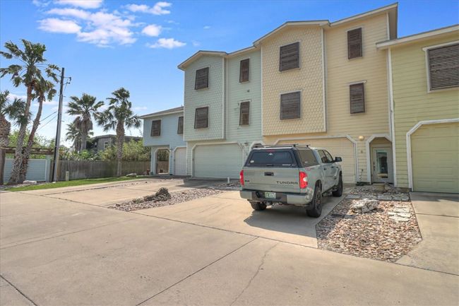 APT-5 - 247 W Roberts Ave, Townhouse with 3 bedrooms, 3 bathrooms and null parking in Port Aransas TX | Image 34