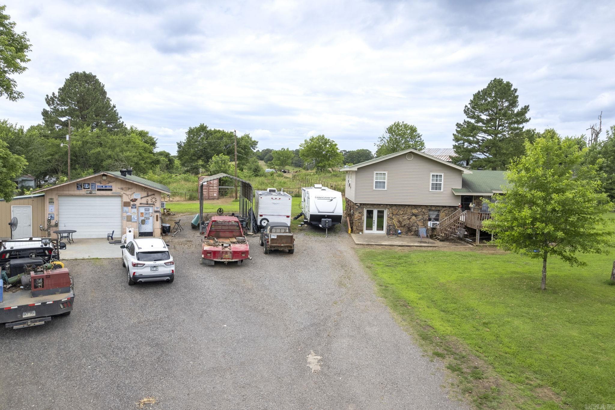 Commercial Sale in Plainview 5
