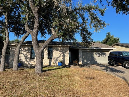 8207 Hanbridge Ln, Austin, TX, 78736-3007 | Card Image