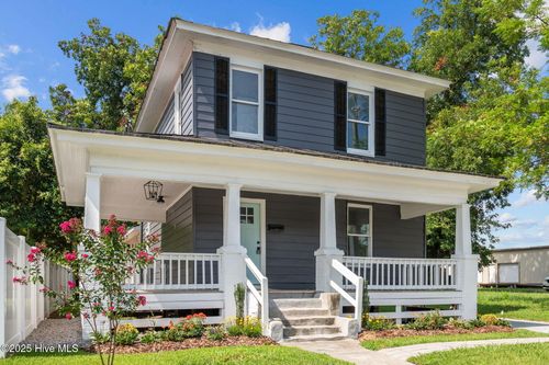 845 W 3rd St, Washington, NC, 27889-4705 | Card Image