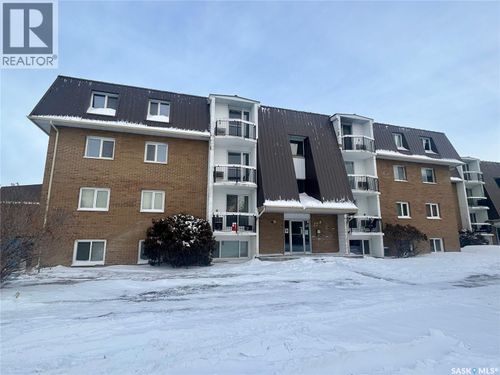 32-27 Centennial St, Regina, SK, S4S6P8 | Card Image