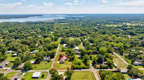 373 Old Shawnee Trail Dr, Gordonville, TX, 76245-5322 | Card Image