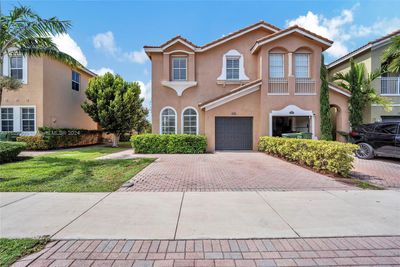 2403 Se 14th St, Townhouse with 4 bedrooms, 3 bathrooms and null parking in Homestead FL | Image 1