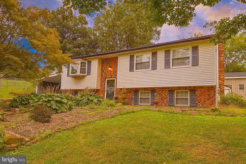 15104 Truly Dr Sw, CRESAPTOWN, MD, 21502-5726 | Card Image