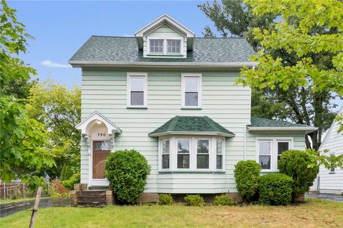 390 Tarrington Rd, Irondequoit, NY, 14609-5715 | Card Image