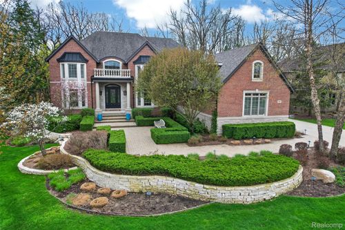 1867 Lincolnshire Dr, Rochester Hills, MI, 48309-4530 | Card Image