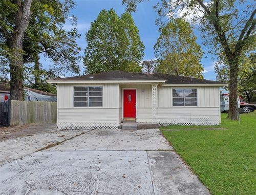 9118 Spaulding St, Houston, TX, 77016-5548 | Card Image