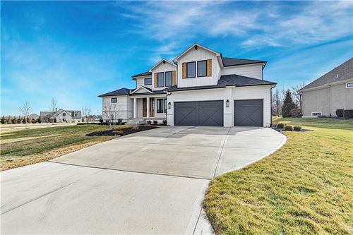 11327 W 170th Ter, Overland Park, KS, 66221-8909 | Card Image