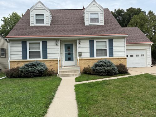 16 Bruce Ct, Mankato, MN, 56001-1722 | Card Image