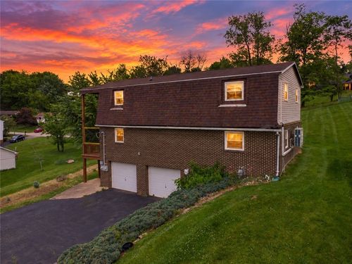 1495 E Beau St, Washington, PA, 15301-9508 | Card Image
