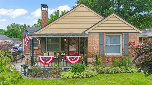 702 W Market St, Troy, OH, 45373-3004 | Card Image
