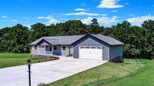 116 Meadowwood Rd, Newport, TN, 37821-6070 | Card Image