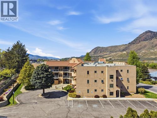 103-2169 Flamingo Rd, Kamloops, BC, V2C4J8 | Card Image
