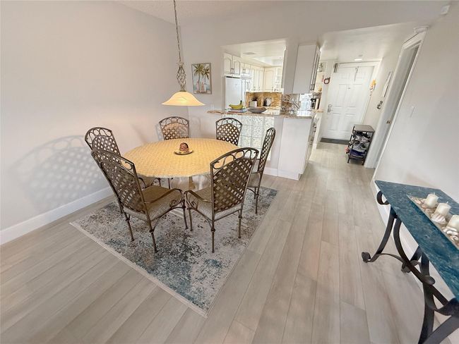APT-406 - 140 Ne 28 Th Ave, Condo with 2 bedrooms, 2 bathrooms and null parking in Pompano Beach FL | Image 10