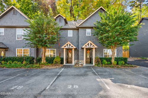 1428 William Holt Blvd, Sevierville, TN, 37862-6308 | Card Image