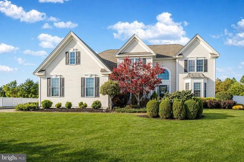 43 Oxford Cir, Southampton, NJ, 08088-3595 | Card Image