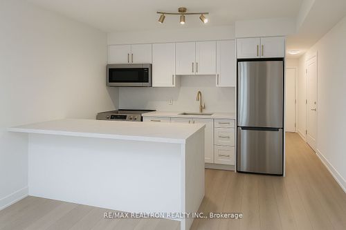 1609-600 Fleet St, Toronto, ON, M5V1B7 | Card Image