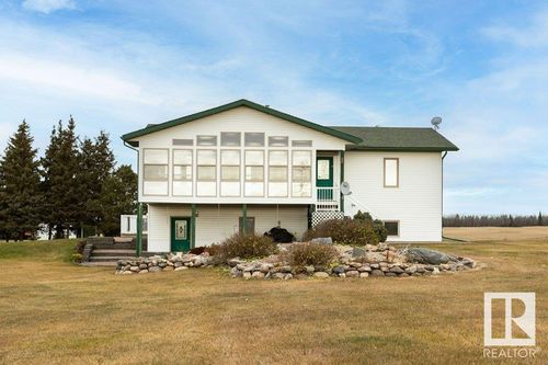 240048 Township Road 630, Rochester, AB, T0G1Z0 | Card Image