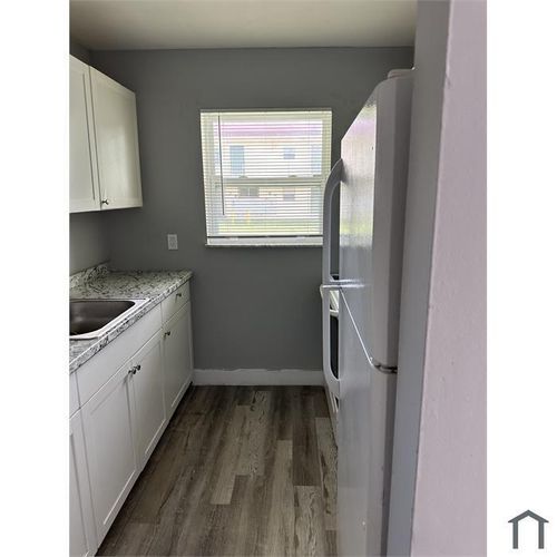 d120-4800 Nw 24th Ct, Lauderdale Lakes, FL, 33313-3366 | Card Image