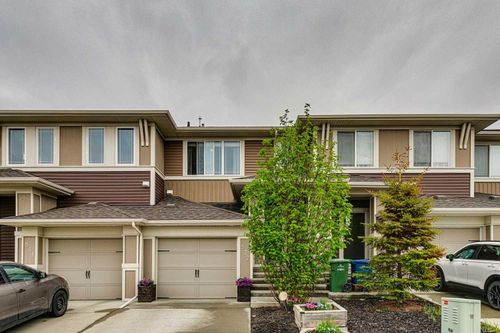 577 Hillcrest Rd Sw, Airdrie, AB, T4B4H6 | Card Image