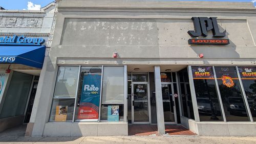 6216 Cermak Rd, Berwyn, IL, 60402-2322 | Card Image